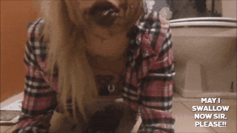 scatrobshemalelvr66:One of my favourite scatgirls I’ve come across……..so far…..there