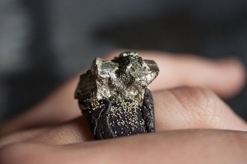 sosuperawesome:Rings by Ellen Rococo. Find them in her Etsy shopBrowse more curated ringsSo Super Aw