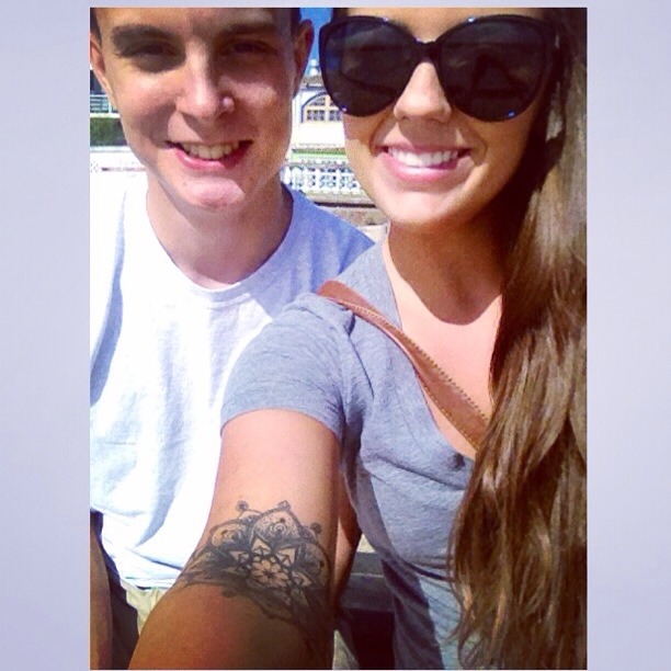 xojackilynnxo:  Came all the way to the Azores to see my man  emeraldpaintedskies