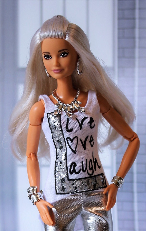 barbie fashionista platinum pop
