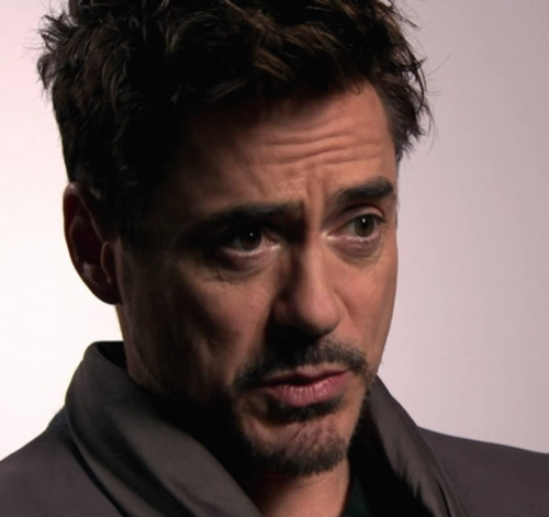 rdj-obsession:  God, he’s just so beautiful, I love his face so much. 