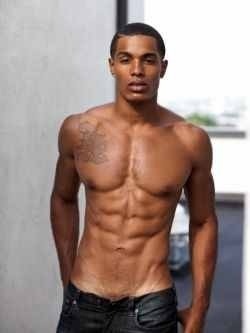 asetianvampyre:  georrick:  Antonio Cizcaino  Sexiness