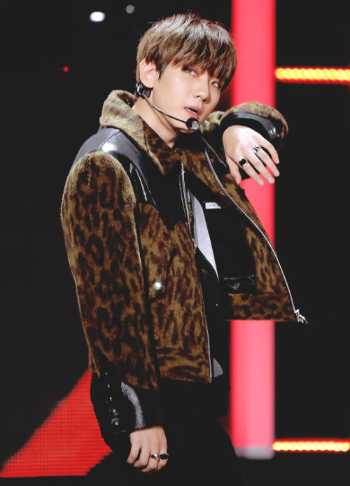 progamerbyun:EXO • 181103