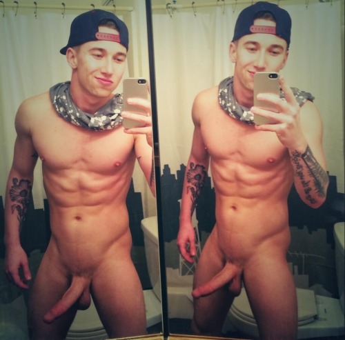 nakedbamajock:  🐘 NBJ 🐘 • Follow: Naked Bama Jock