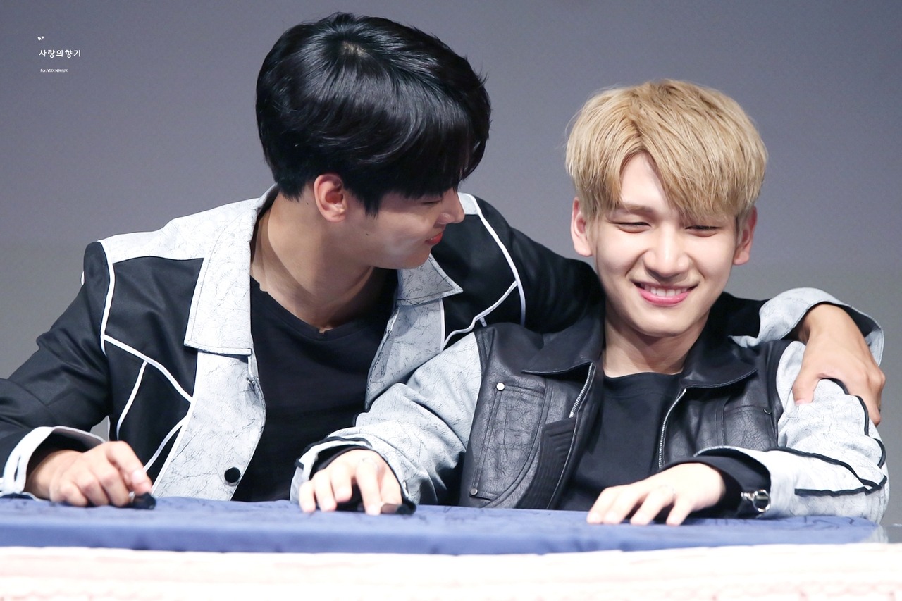 hansanghyuks:Sinchon Fan Sign 170518사랑의 향기 do not edit