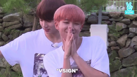 7biases: Namjoon’s 3 Set AegyoBonus: Softie Yoongi can’t deal with this