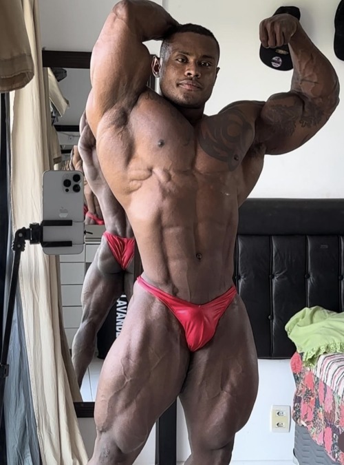 Bodybuilder Rodrigo Garcia.