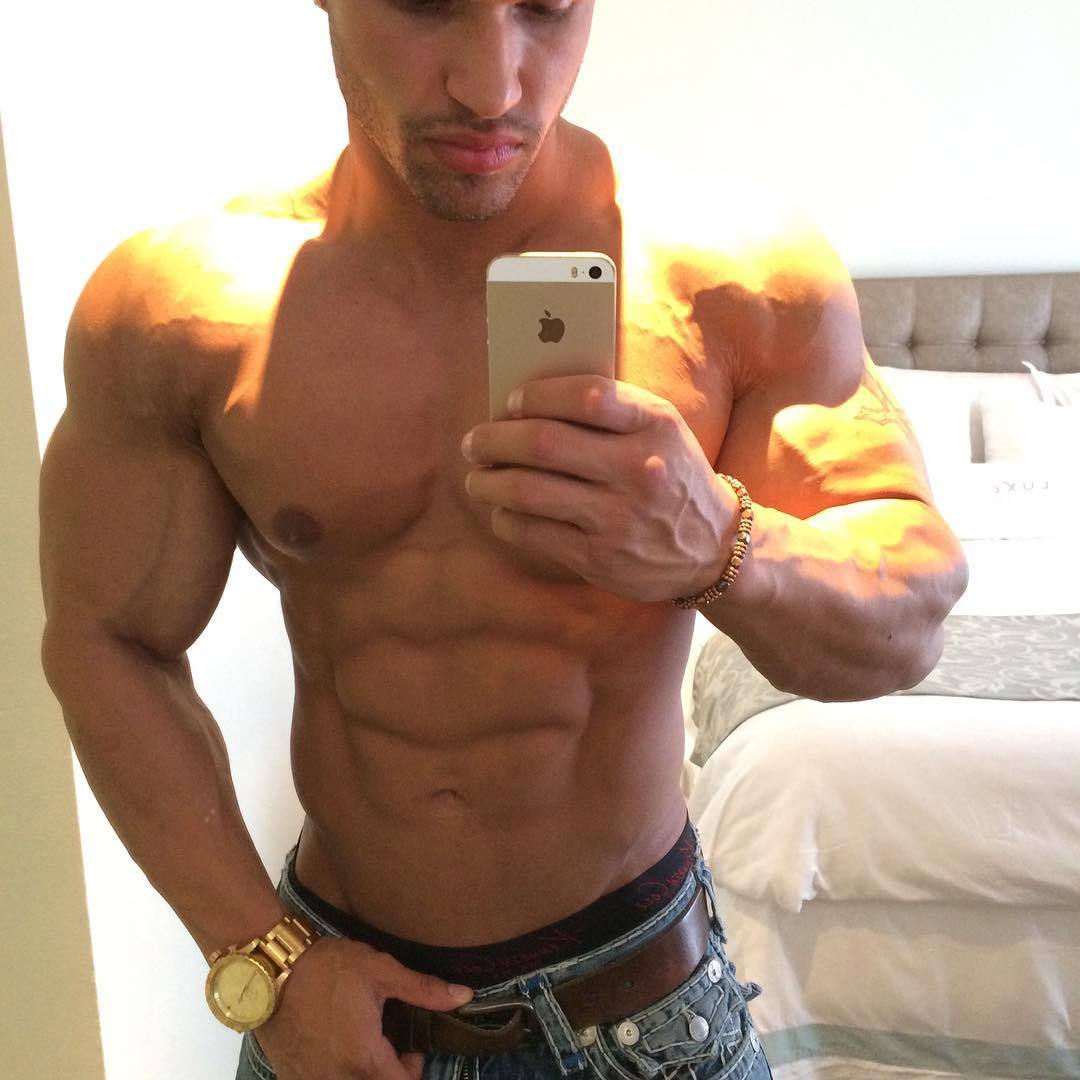 alphamusclehunks:  Sexy, large and in charge. Alpha Muscle Hunks.http://alphamusclehunks.tumblr.com/archive