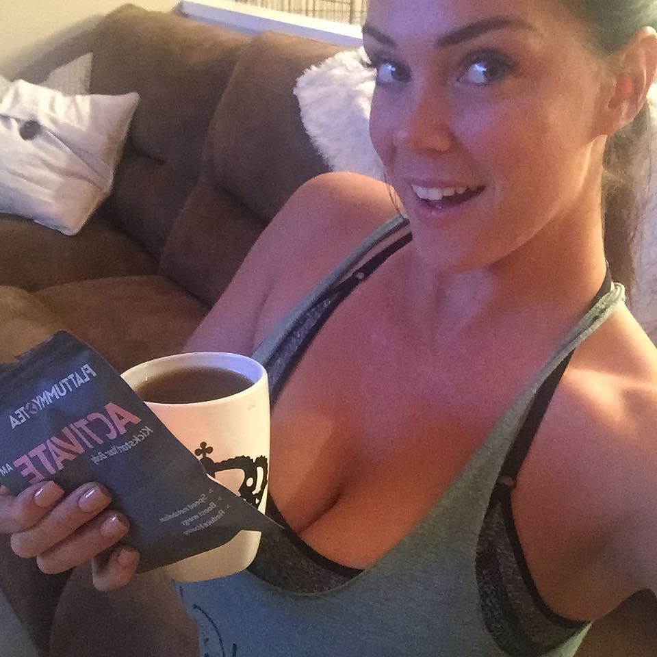 I start everyday with my @flattummytea activate tea!! It&rsquo;s delicious and