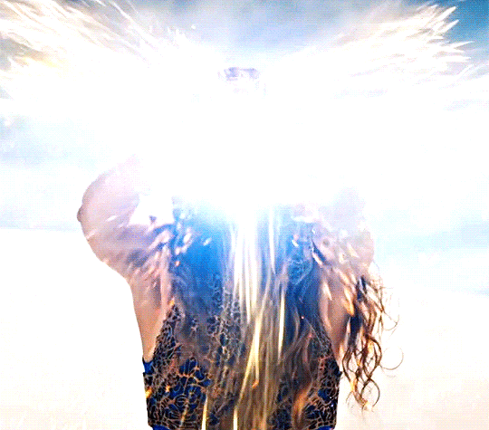 a4e493fae4dd4ed712b04680d8afcee3cef397a7.gifv