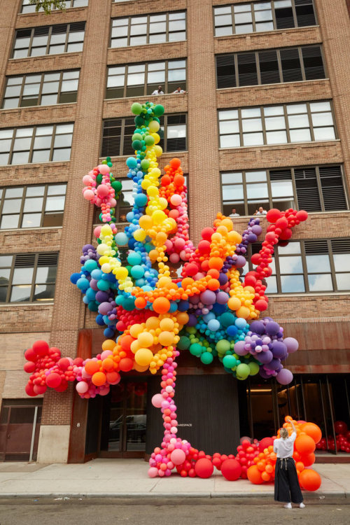 Balloon Installations by Jihan Zencirli