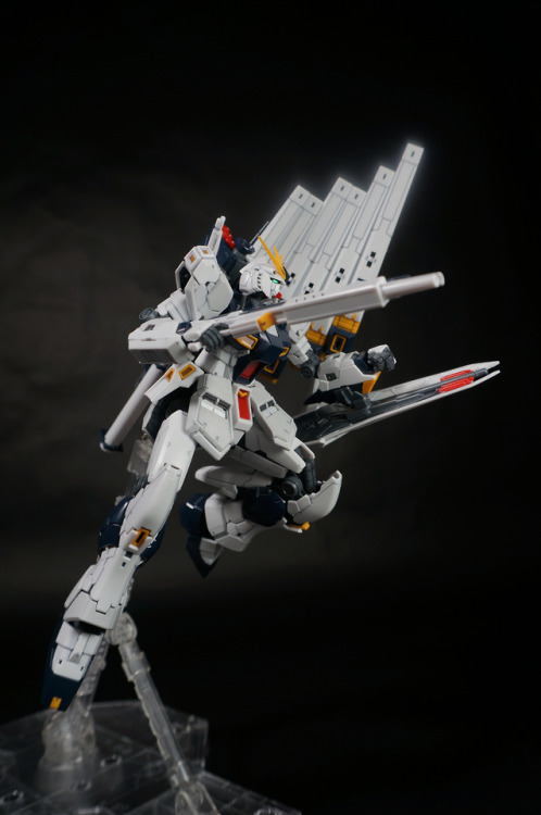 g-29astarothtrinity:  RX-93 Nu Gundam Londo Bell Unit (E.F.S.F.) Amuro Ray’s Custom Mobile Suit for Newtype UseReal Grade 1/144Mobile Suit Gundam: Char’s Counterattack, Gundam Evolve 05 Despite only having a relatively moerate screen time presence,
