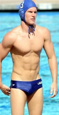 Looks like the swim coach has been working on this jock&rsquo;s nipps.