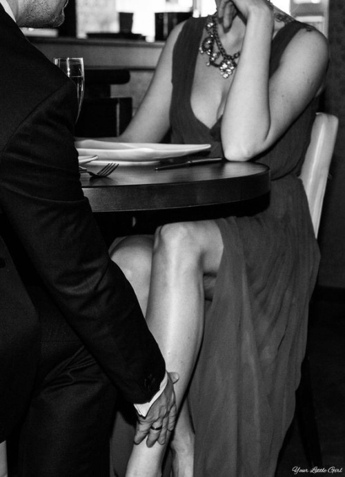 guardianfinethings:  firstloveisforeverremembered: kittensfununiverse: Dating days mmmmmm .  .