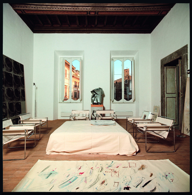 secret-escapade:  Cy Twombly studio. Roma , 1969-1970. Ugo Mulas  