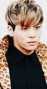 9 favorite pics of jonghyun  