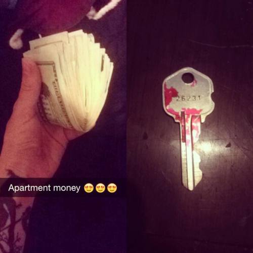 I never thought this day would come.#firstapartment #senioryear #traphome #hardworkpaysoff