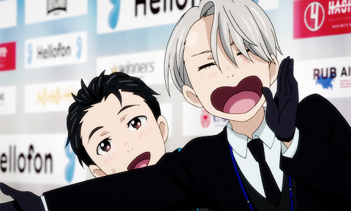 imsokatsu-done:seabreezefriendship:supportive parents and their embarrassed son hell yeah that smack