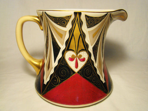 ein-bleistift-und-radiergummi:Vienna Secessionist Art Porcelain Aesthetic Movement Pitcher, 1890-191