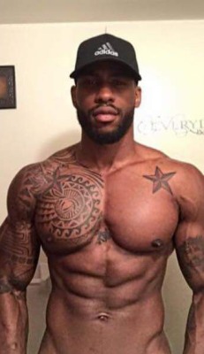 ray2015:  Body goals 💪🏾💪🏾💪🏾💪🏾🍆