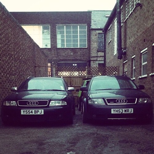 Time hope to when @f6latham and I grew up&hellip; Kinda ✌️#audi #allroad #rs4 #high5 #audizine #