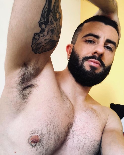 https://64.media.tumblr.com/6f56007bfce3023c31c1f47381ebc2ce/9ba43bf5bbb0c1dd-ad/s500x750/70dcef81aad6668a5b15c9e6911c18f68d36829e.jpg