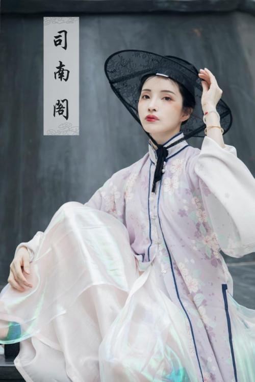 changan-moon:Traditional Chinese hanfu by 司南阁