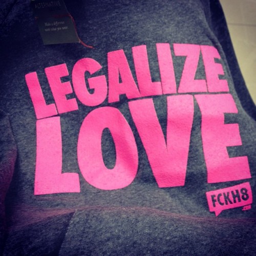 musingsofanotsodamagedmind:  My new sweater has arrived!!!!! <3 Super comfy and super warm! Love it!!!! :)  Awesome sweater :]