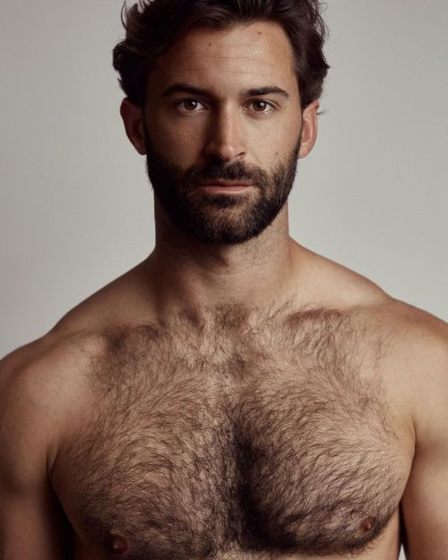 onlyfxgs: Robert Paul Zoppo photographed by @cthomasphoto.nyc  Gorgeous hairy body