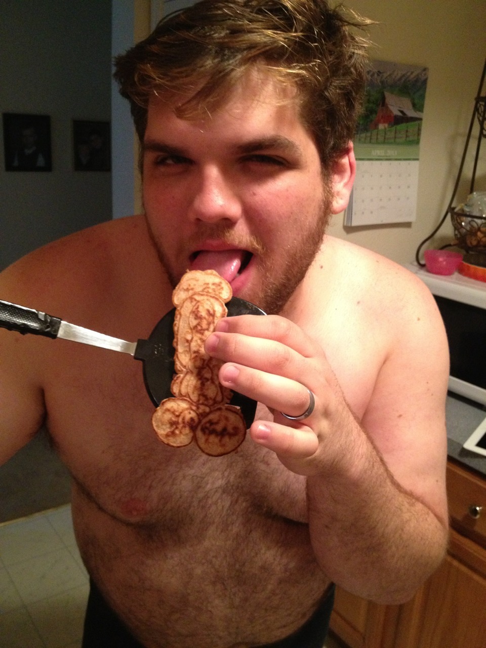 thebohemiancircus:  Part of a balanced breakfast. 