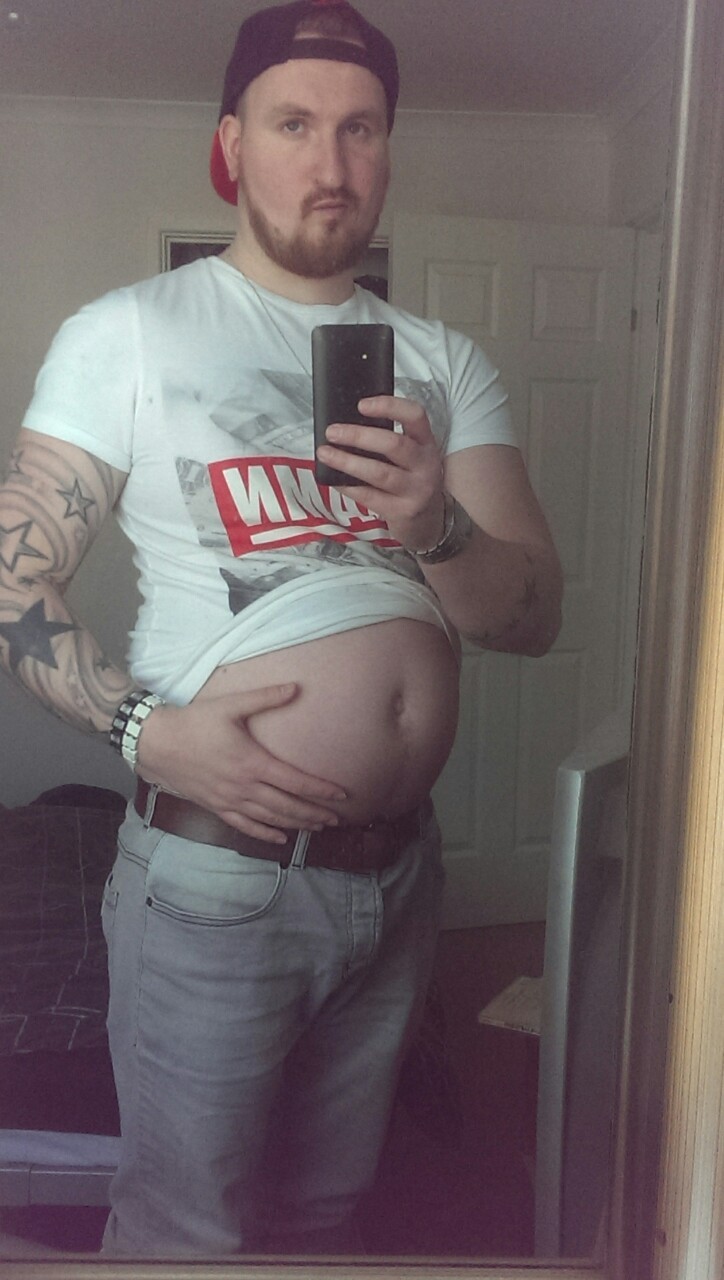 kroberts19866:  Exjock belly