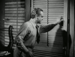 James Cagney is a goofball