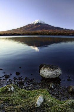 vaksurik:  Mount Fuji and Kawaguchiko by