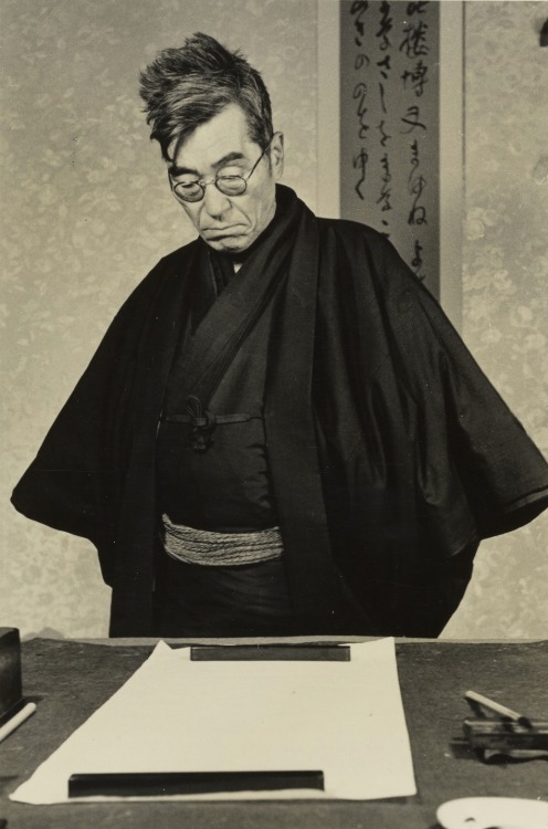 © Hiroshi Hamaya, 1947, Yaichi Aizu, poet, calligrapher, and Japanese art critic