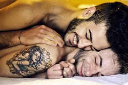 simplyhomosexual: So Homo  Sweet.