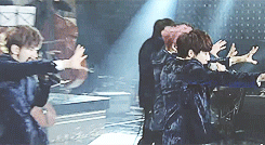 woohsoo:    Infinite - The Chaser at SBS Gayo Daejun 2012 (x)   
