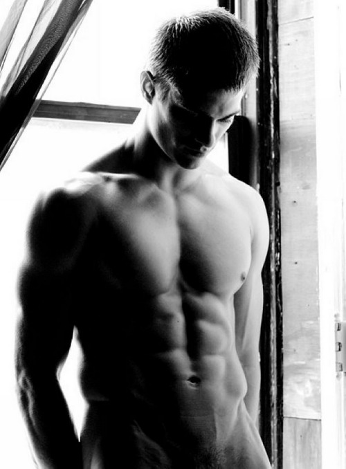 flood-shadow-in-zoo:  Seth Kuhlmann American Model, Actor & Singer part 02 