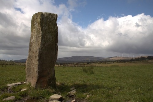 theoldstone:Knocknakilla is a megalithic complex in Ireland that is rich with archaeological artifac