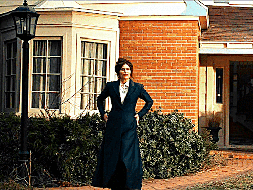 KATHRYN HAHN As AGATHA HARKNESS Agatha All Along (2024) 1.02
