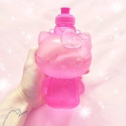 pastelhorror:  Cutest bottle :3  