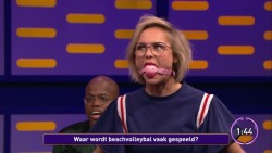 goozler-gag:  iseeadarkness13:  Dutch TV