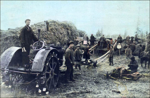 Repressed kulaks working on a special settlement in Narym (Siberia,1929 or 1930s [?]).