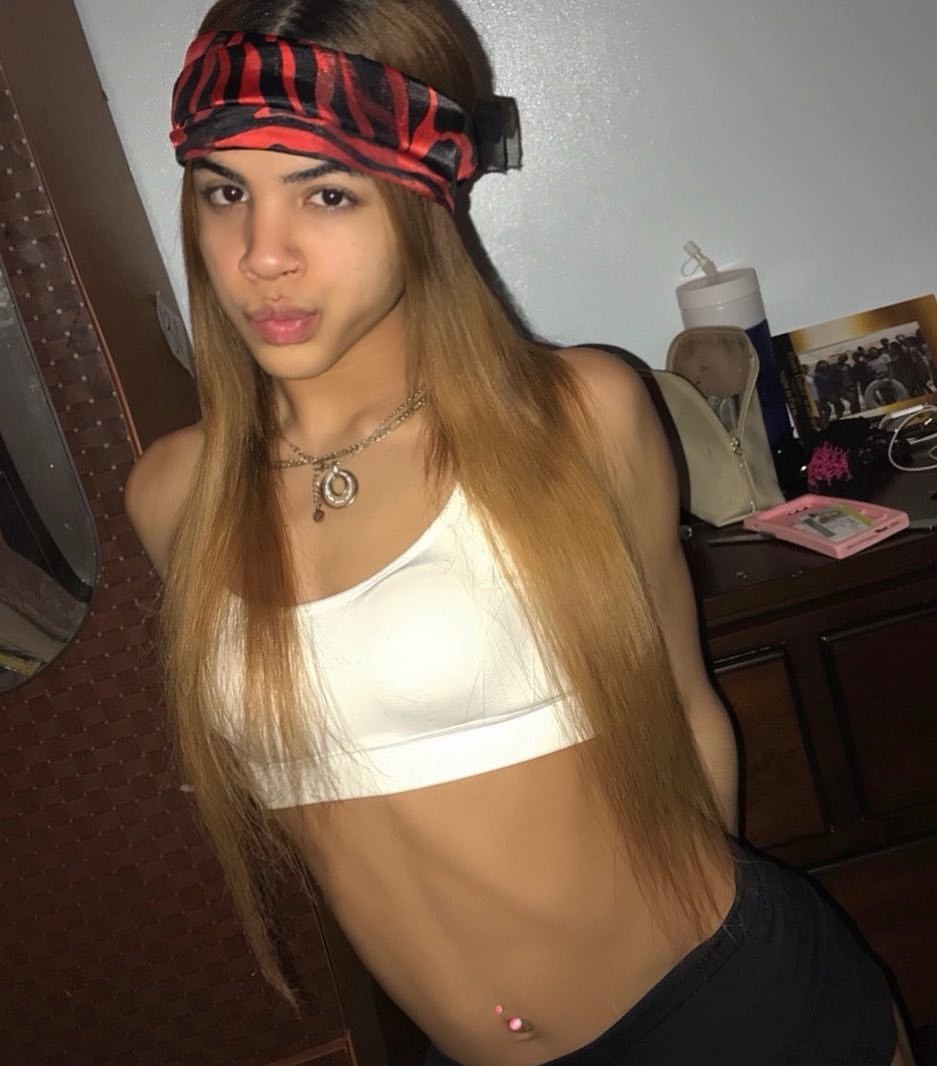 jensyxo:  Reblog If You Wanna Fuck Me 😍🍆💦 Snapchat : tsjensy 💐