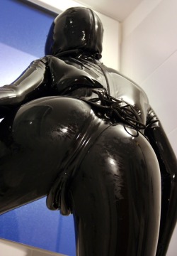 Lustrous Latex