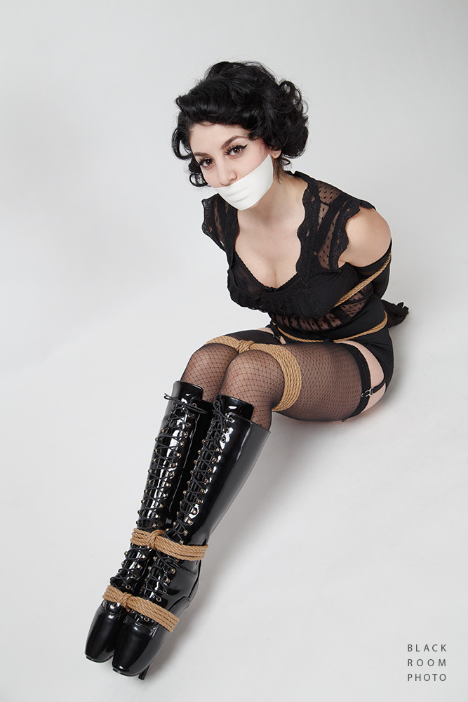 sensualhumiliation:  sensually exposed…