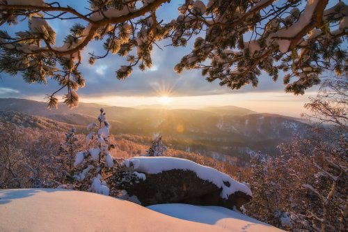 ‘SUNRISE’Winter Morning… *** (photo via @Photo5065)