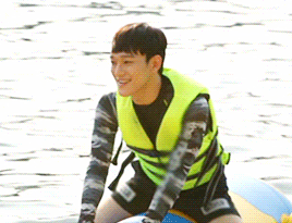 kiimjongbae:    80/∞ one dae at a time 