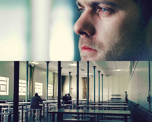 oliviadunnam:  The Pilot episode of the television series Fringe premiered on the