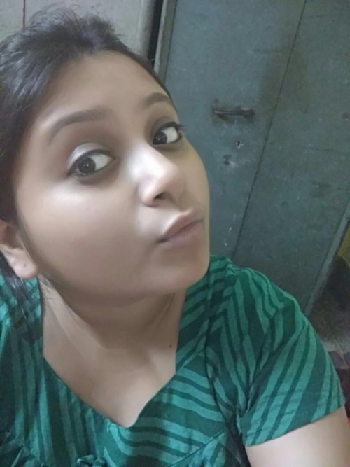 Runstar Desi Mallu Aunty