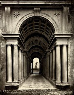 davidjulianhansen: Colonnade at the Palazzo Spada, Rome, Italy, Arch. Francesco Borromini
